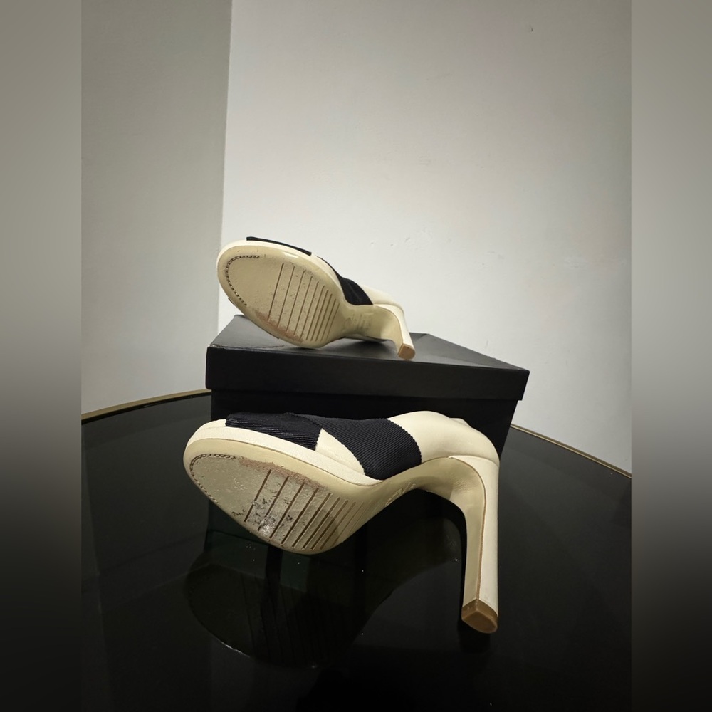 Dries Van Noten ecru leather with black fabric.designers signature curved heel. - Picture 6 of 14